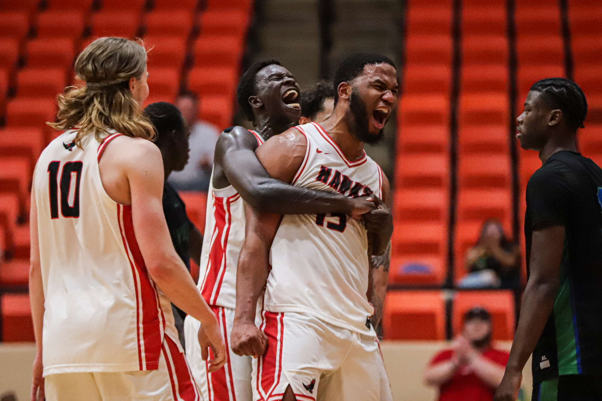 Hawk Men&rsquo;s Basketball Defeats Western Texas in Second Half Showdown